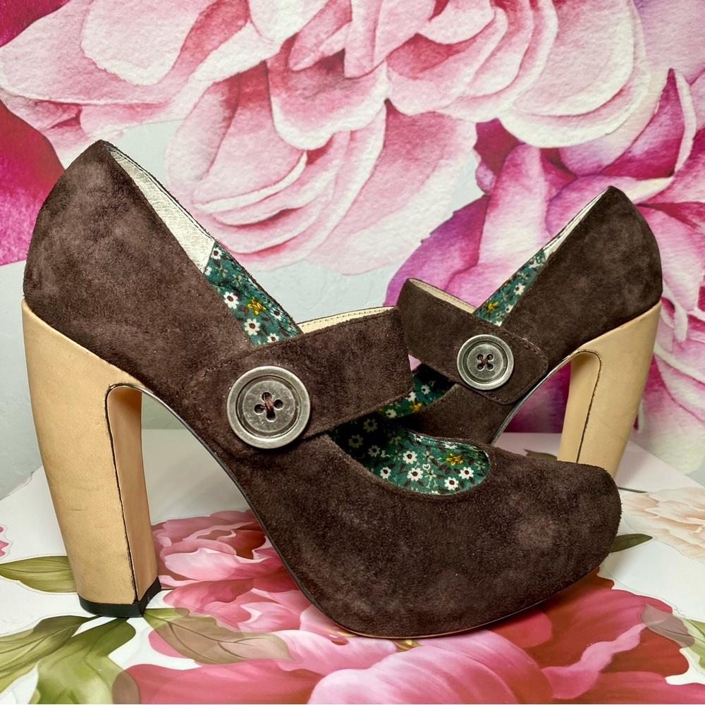 Seychelles Chocolate and Tan Maryjane Suede Heels